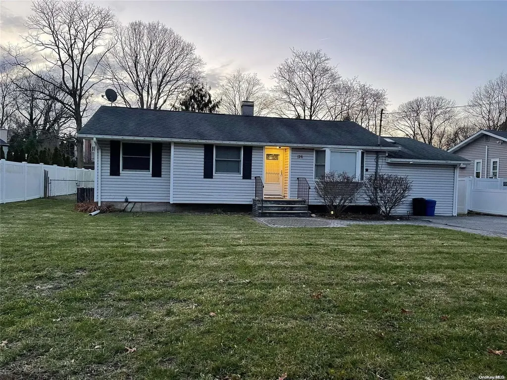 126 S Coleman Road Centereach NY 11720