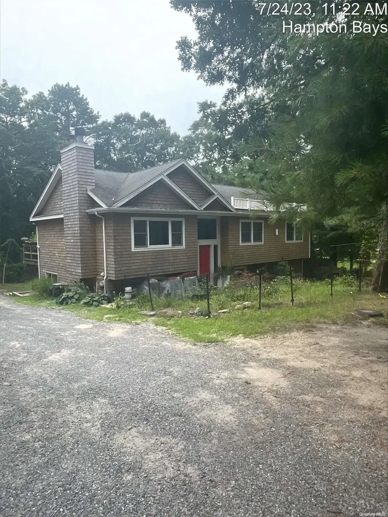 177 Red Creek Road Hampton Bays NY 11946