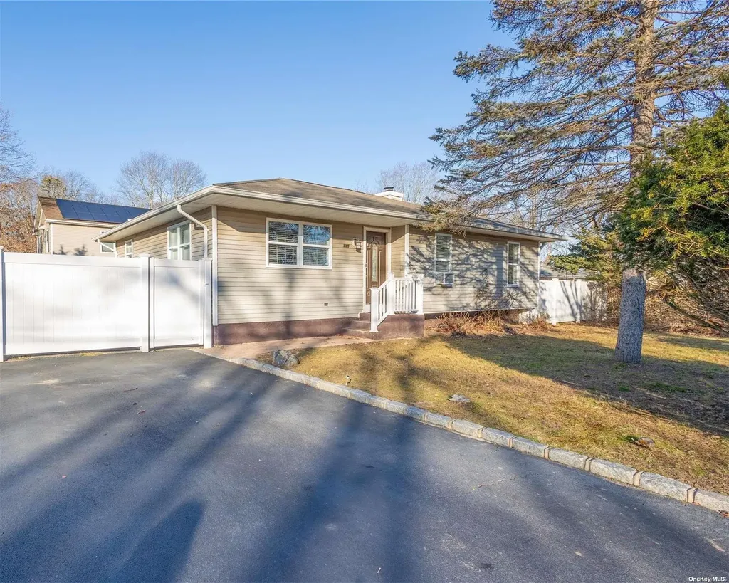 185 Atlantic Avenue East Patchogue NY 11772