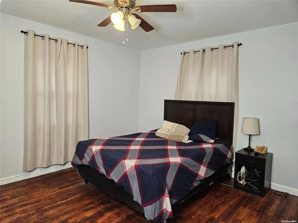 35 Demille Avenue Elmont NY 11003