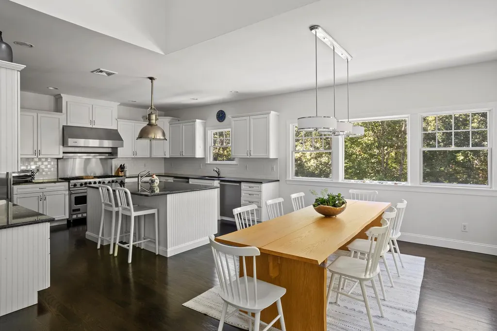 6 Ocean View Parkway Southampton NY 11968