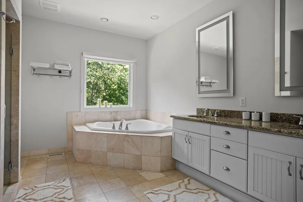 6 Ocean View Parkway Southampton NY 11968