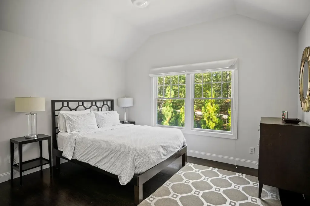 6 Ocean View Parkway Southampton NY 11968
