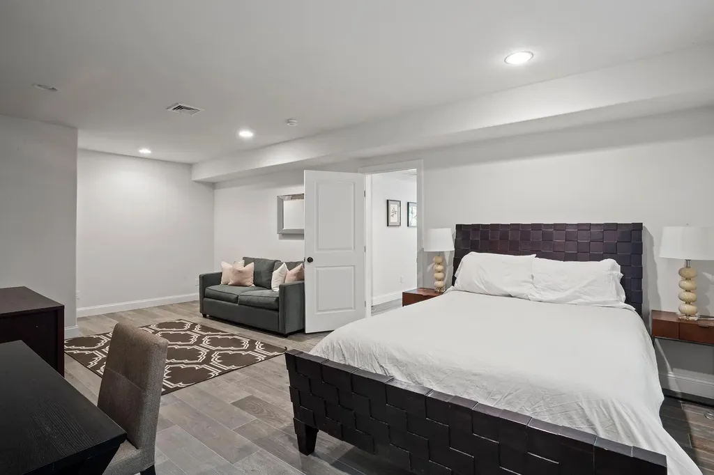 6 Ocean View Parkway Southampton NY 11968
