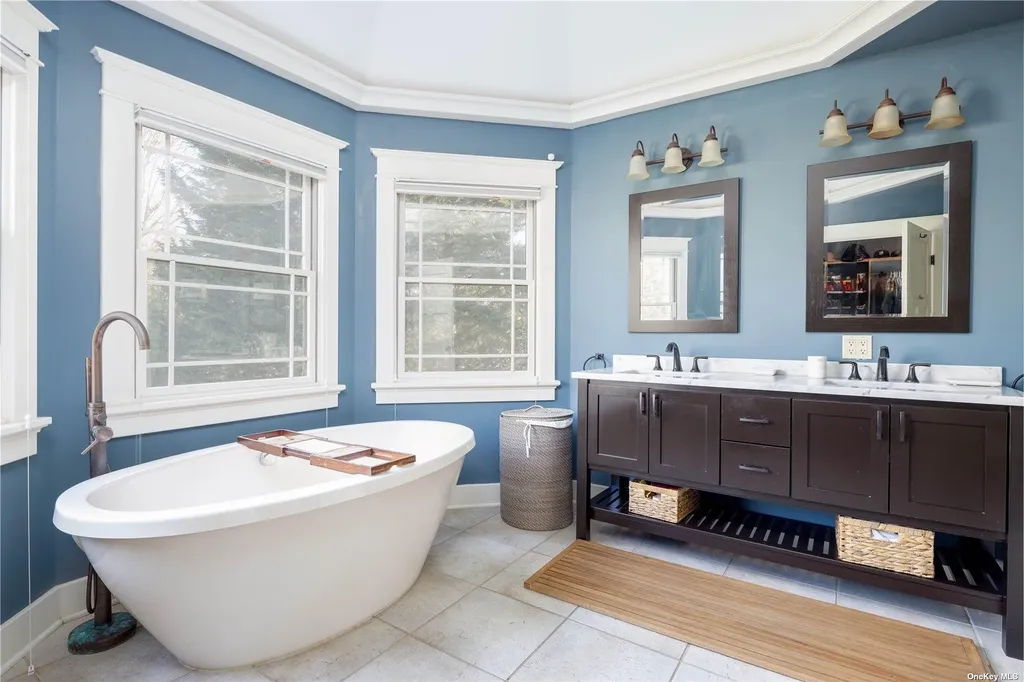 1600 Westview Drive Mattituck NY 11952