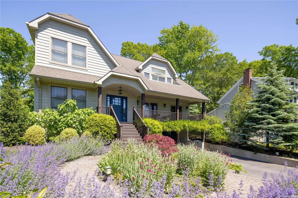 1600 Westview Drive Mattituck NY 11952