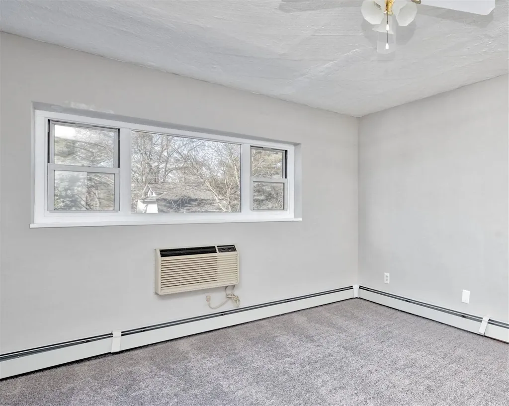 222 Smith Street Freeport NY 11520