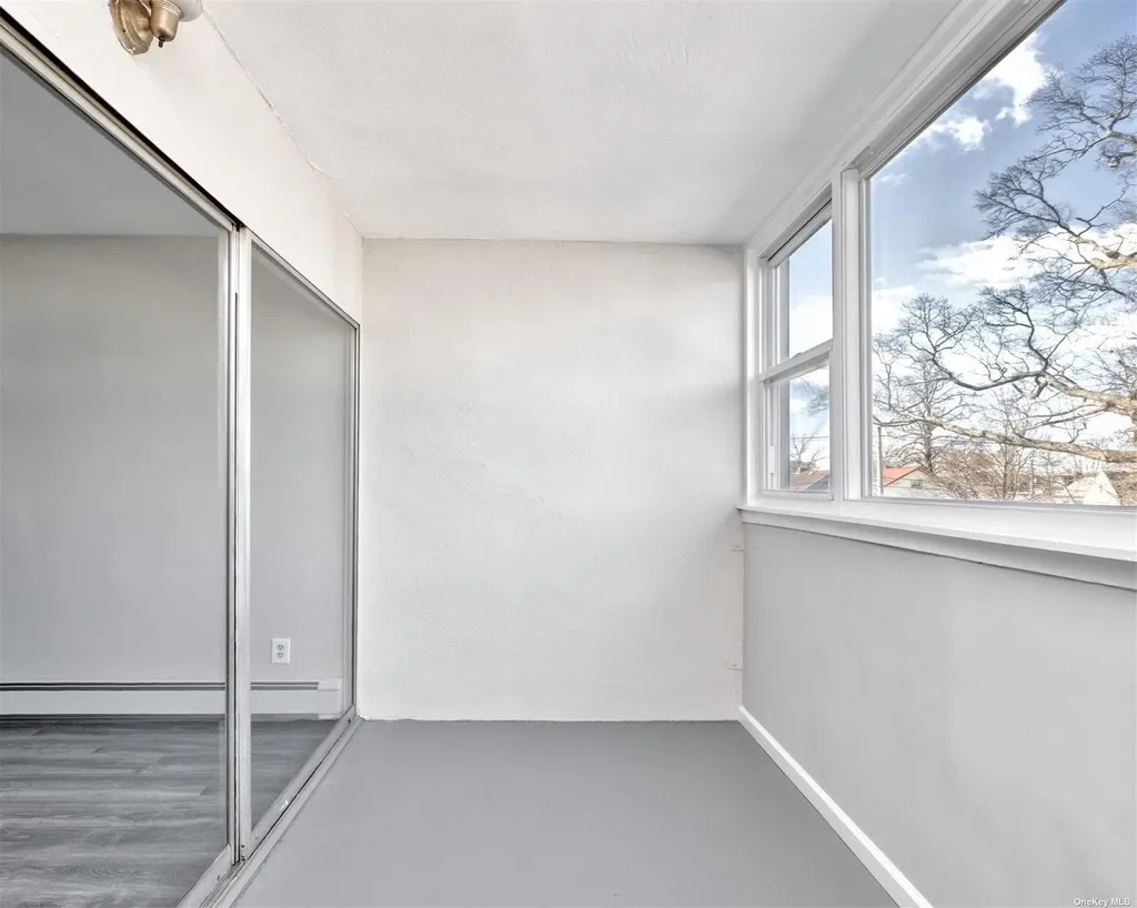 222 Smith Street Freeport NY 11520