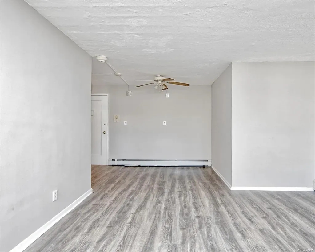 222 Smith Street Freeport NY 11520