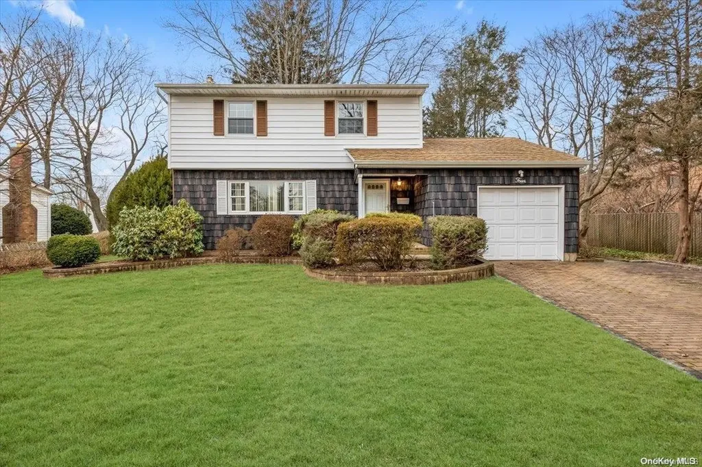 4 Mohawk Lane Commack NY 11725