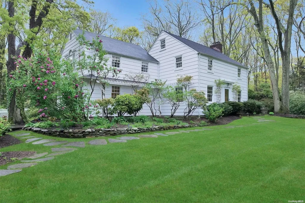 23 Mount Grey Road Stony Brook NY 11790