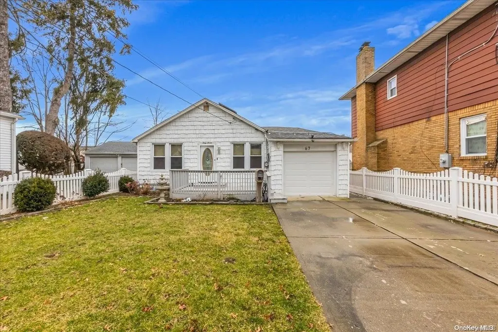 67 S Covert Avenue Elmont NY 11003