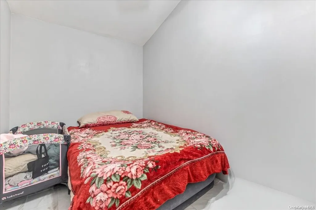 67 S Covert Avenue Elmont NY 11003