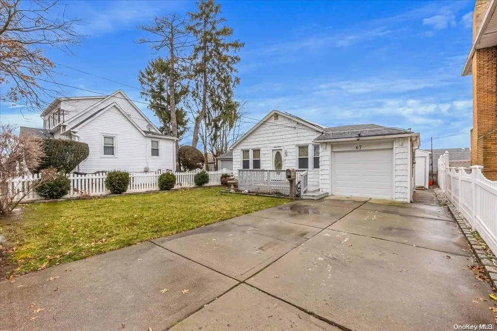 67 S Covert Avenue Elmont NY 11003
