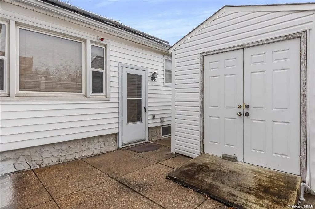 67 S Covert Avenue Elmont NY 11003