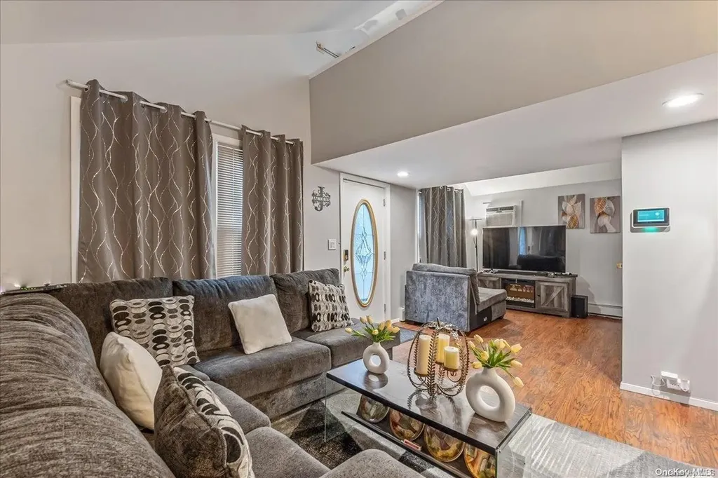 67 S Covert Avenue Elmont NY 11003