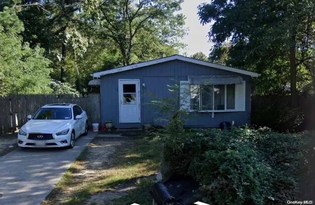 26 Levey Boulevard Wyandanch NY 11798