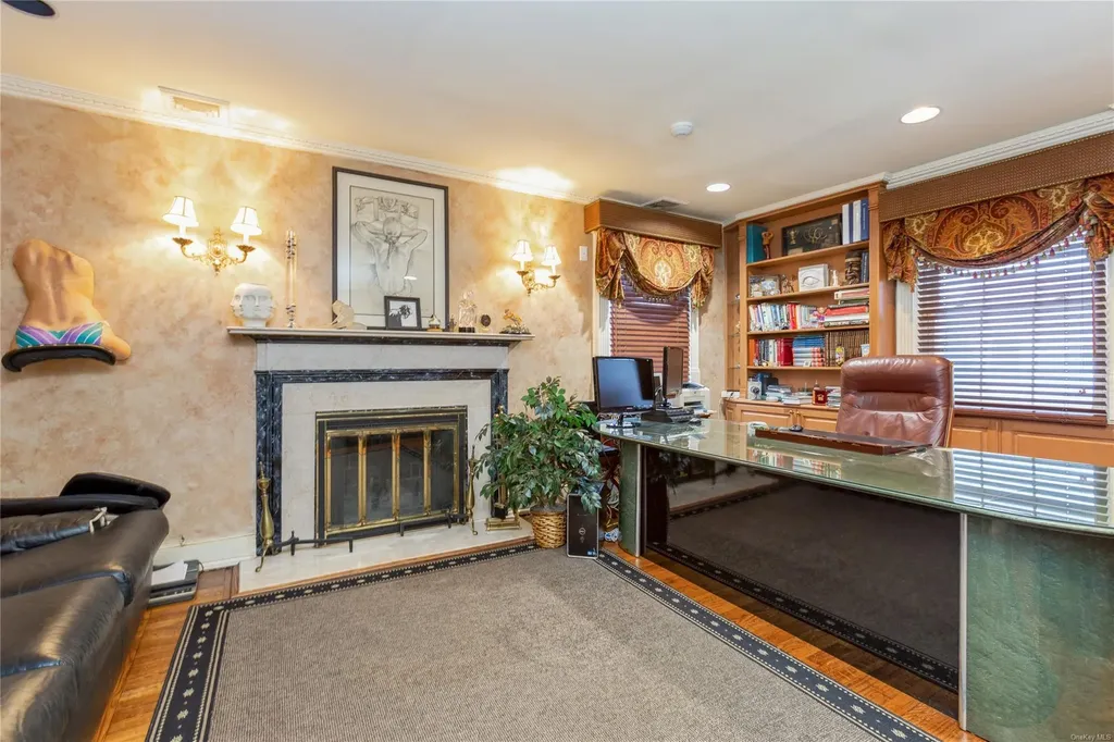 1245 Colonial Road Hewlett NY 11557