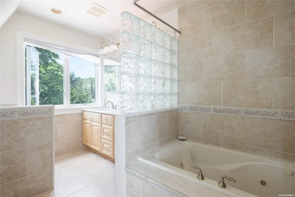 2480&2335 Minnehaha Boulevard Southold NY 11971