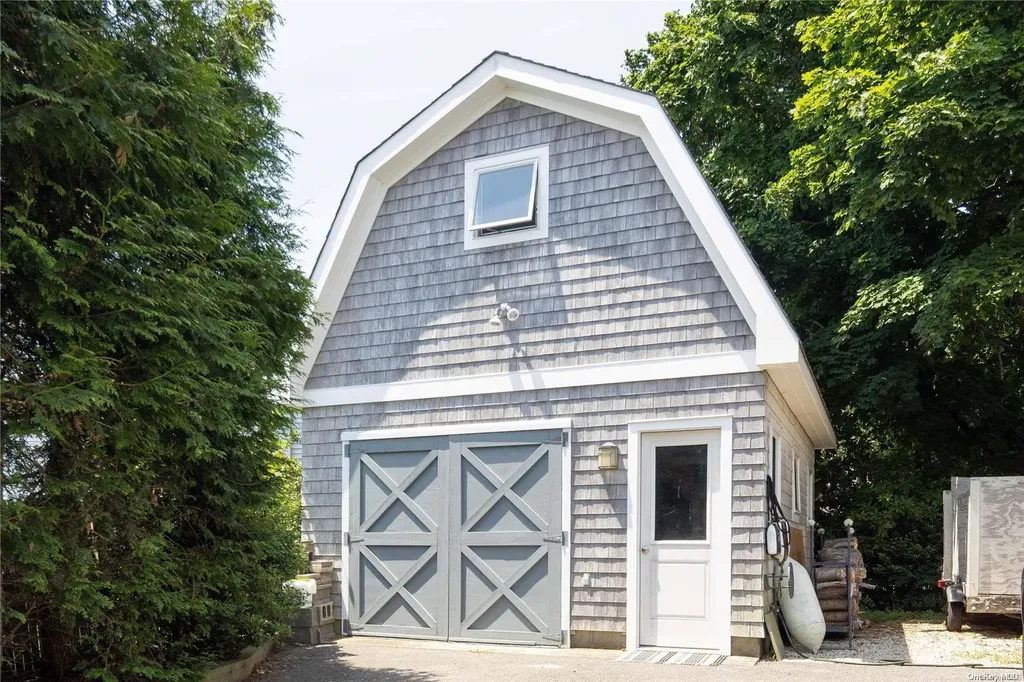 2480&2335 Minnehaha Boulevard Southold NY 11971