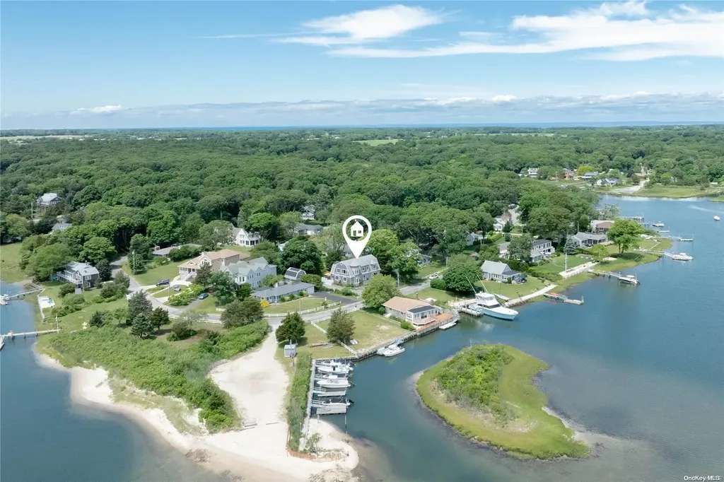 2480&2335 Minnehaha Boulevard Southold NY 11971