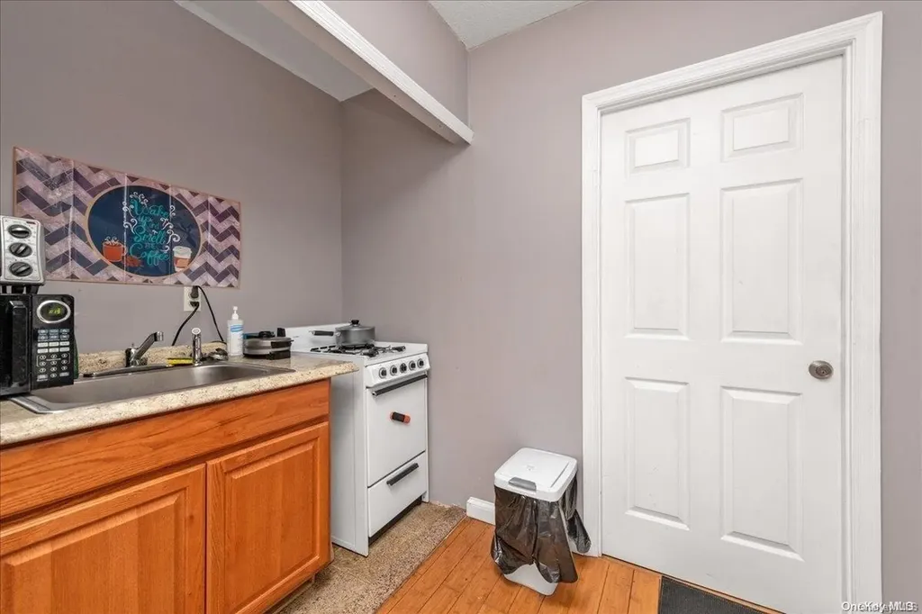 217 Eldert Street Brooklyn NY 11207