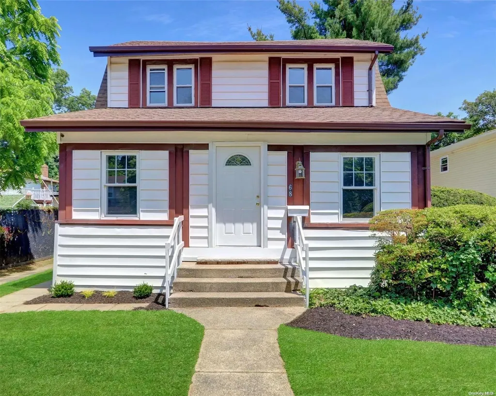 68 Hudson Avenue Roosevelt NY 11575