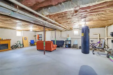 195 Howard Avenue Copiague NY 11726