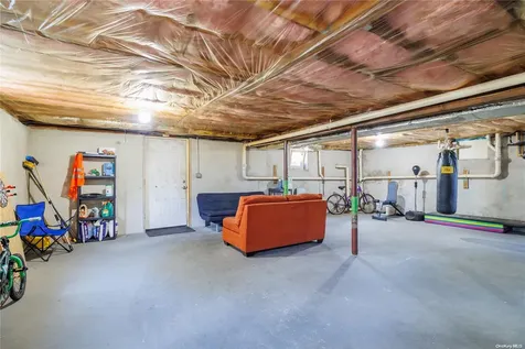 195 Howard Avenue Copiague NY 11726