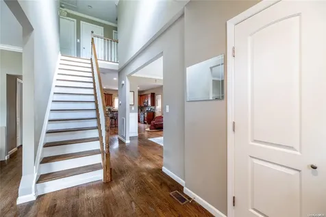 195 Howard Avenue Copiague NY 11726