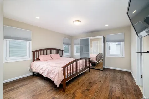 195 Howard Avenue Copiague NY 11726