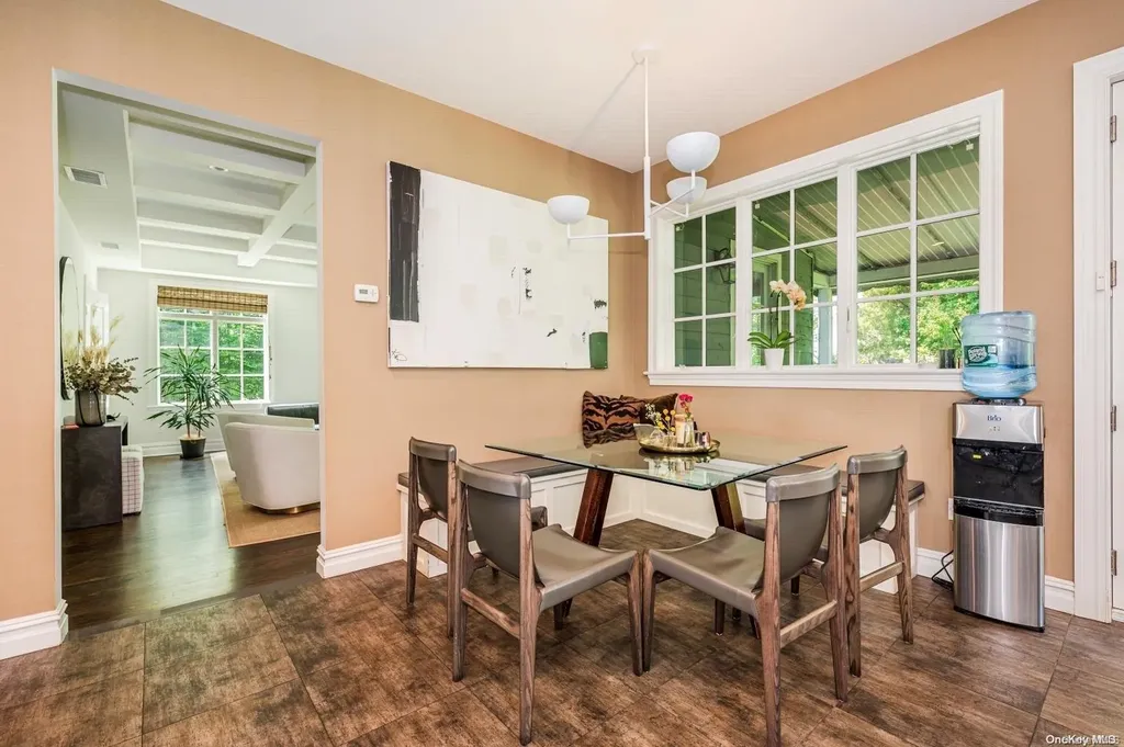 177 Lakeside Drive S Lawrence NY 11559