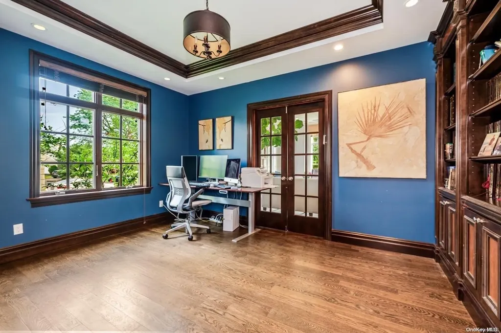 177 Lakeside Drive S Lawrence NY 11559