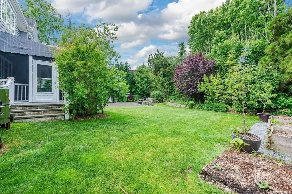 177 Lakeside Drive S Lawrence NY 11559