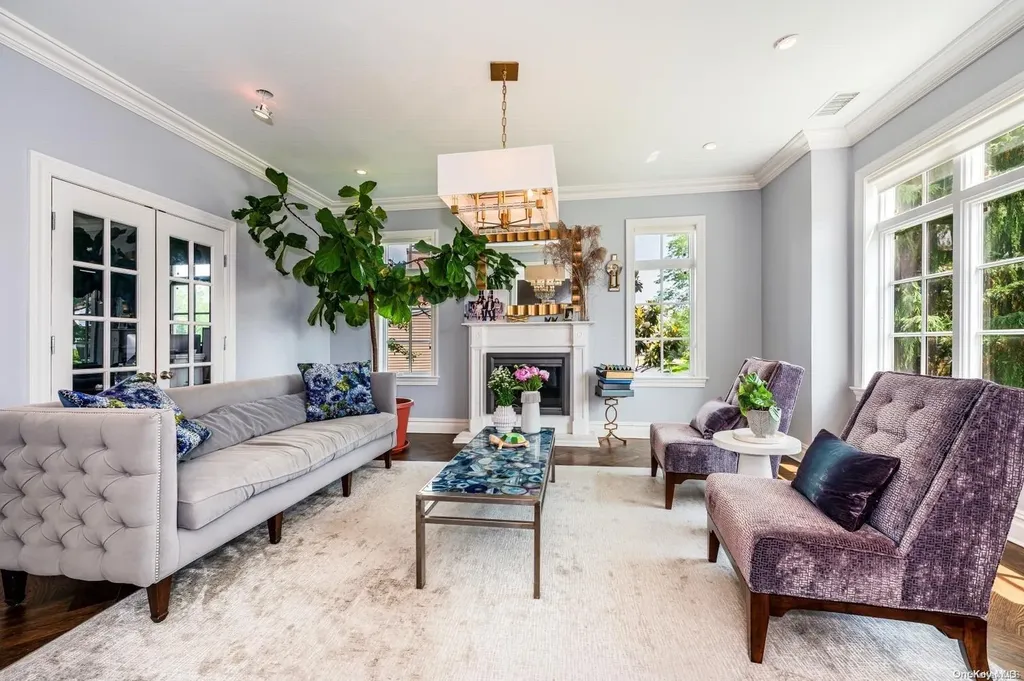 177 Lakeside Drive S Lawrence NY 11559