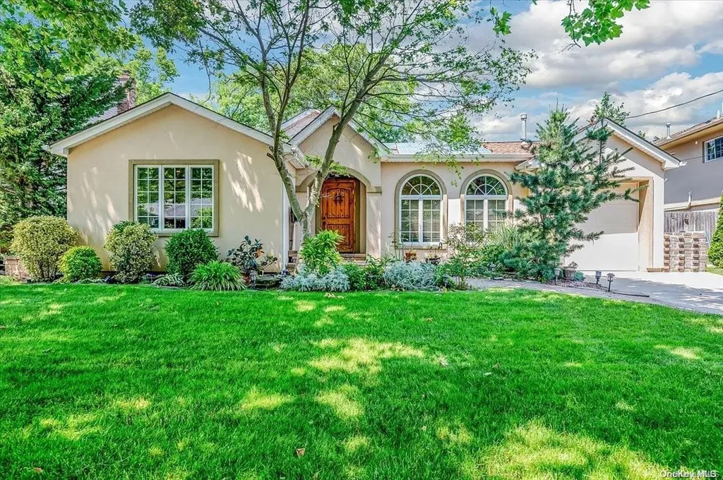 530 Hazel Drive Woodmere NY 11598