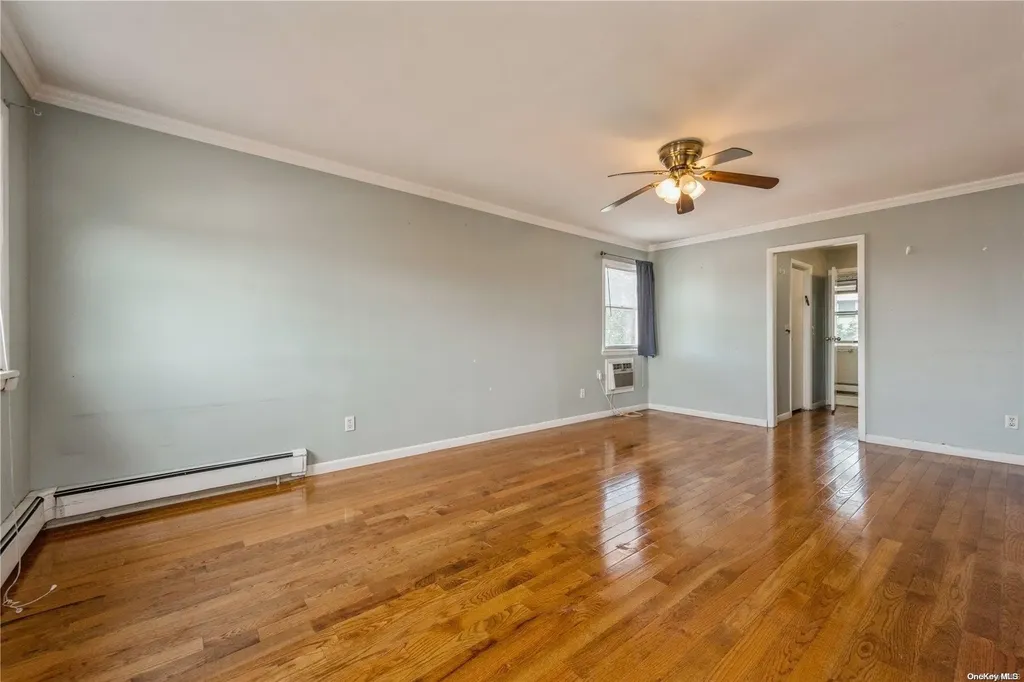 317 W Broadway Cedarhurst NY 11516