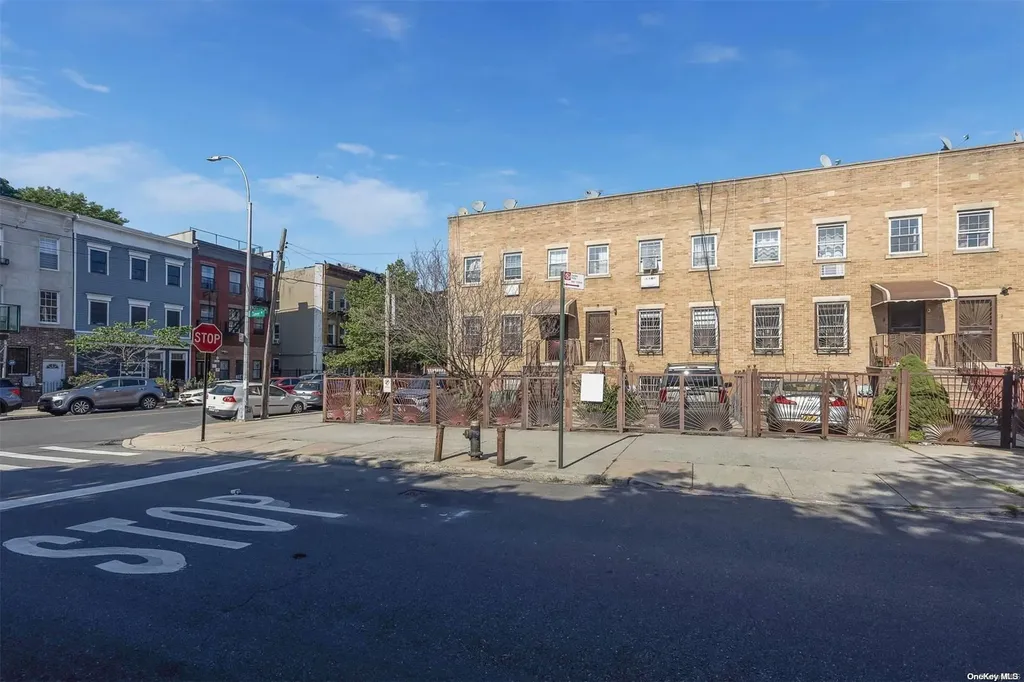 3 Claver Place Brooklyn NY 11238