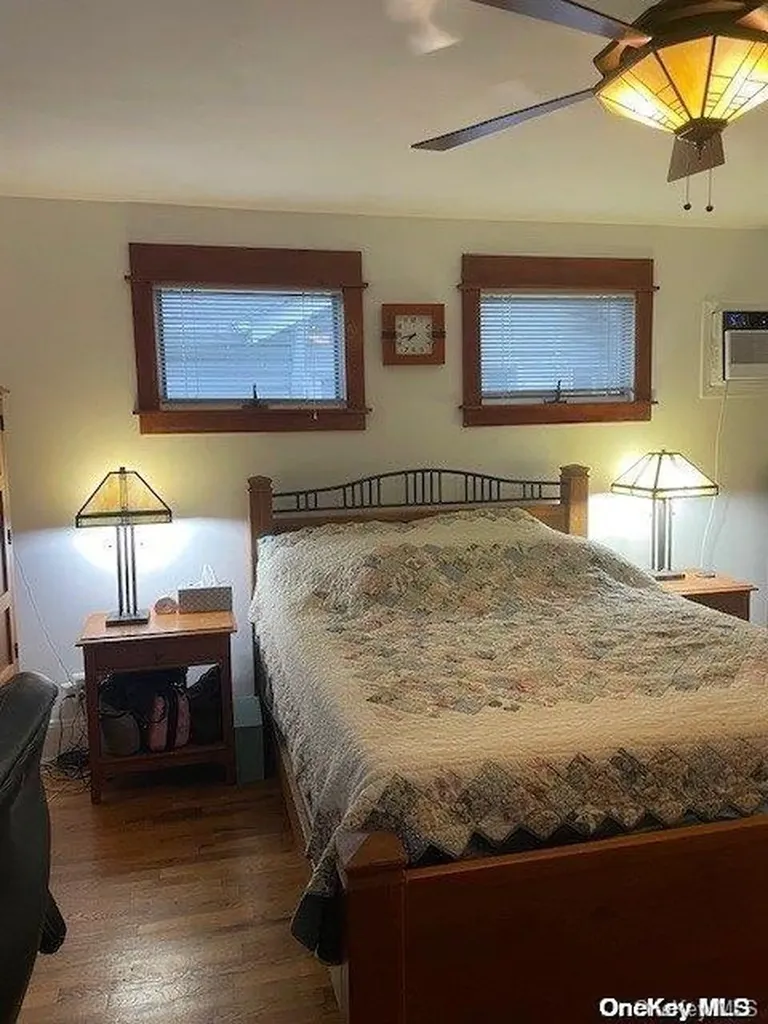 262-09 E Williston Avenue Floral Park NY 11001