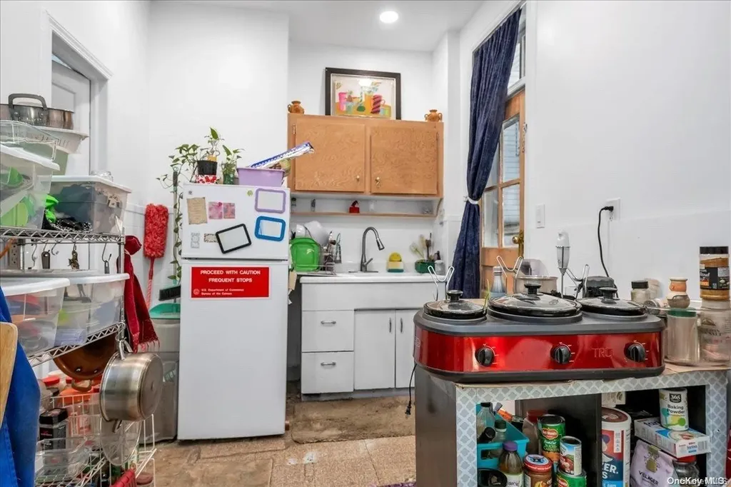 59-56 56th Road Maspeth NY 11378