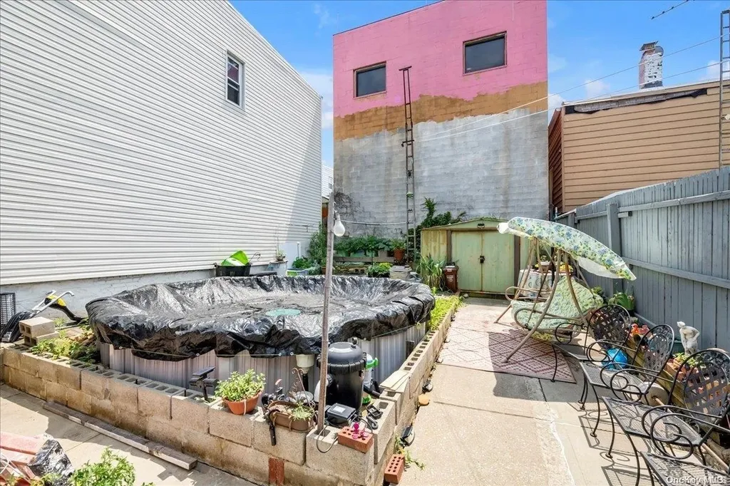59-56 56th Road Maspeth NY 11378