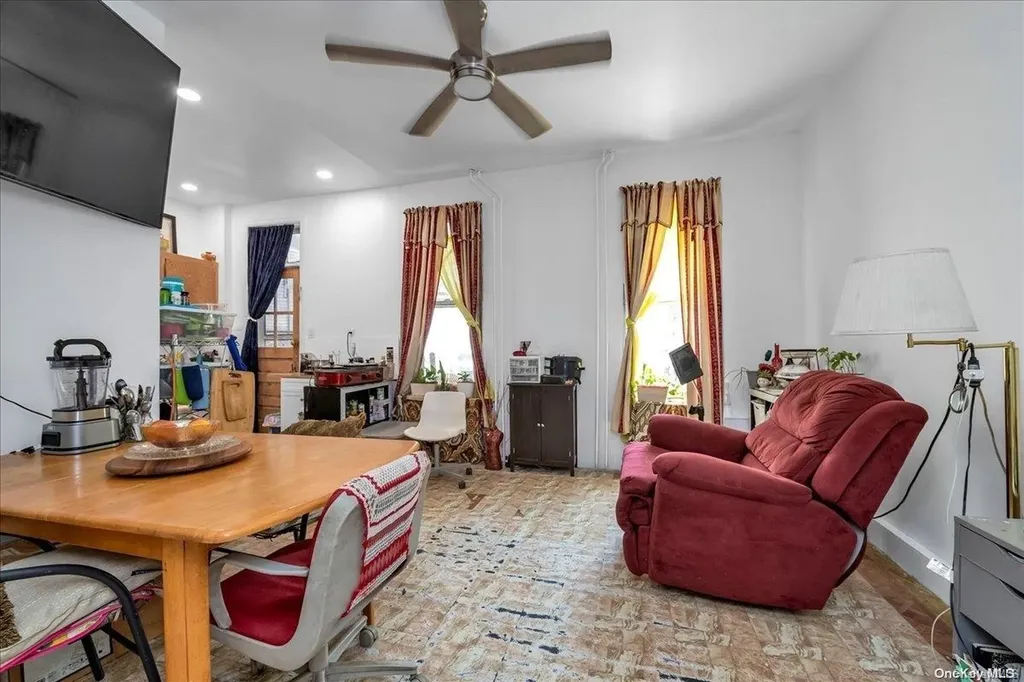 59-56 56th Road Maspeth NY 11378