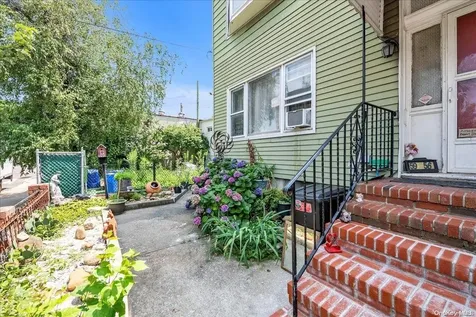 59-56 56th Road Maspeth NY 11378