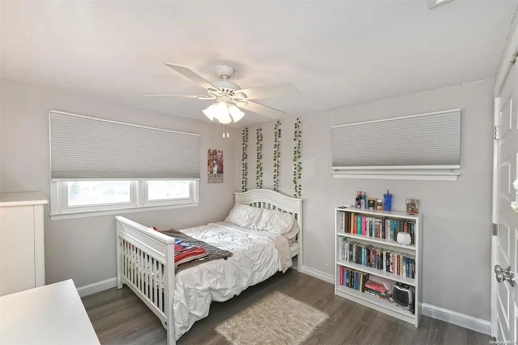 19 Eagle Lane Hauppauge NY 11788