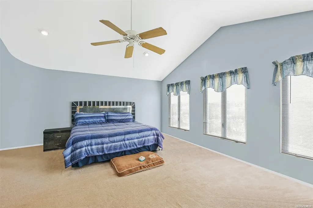 120 Anchorage Drive West Islip NY 11795