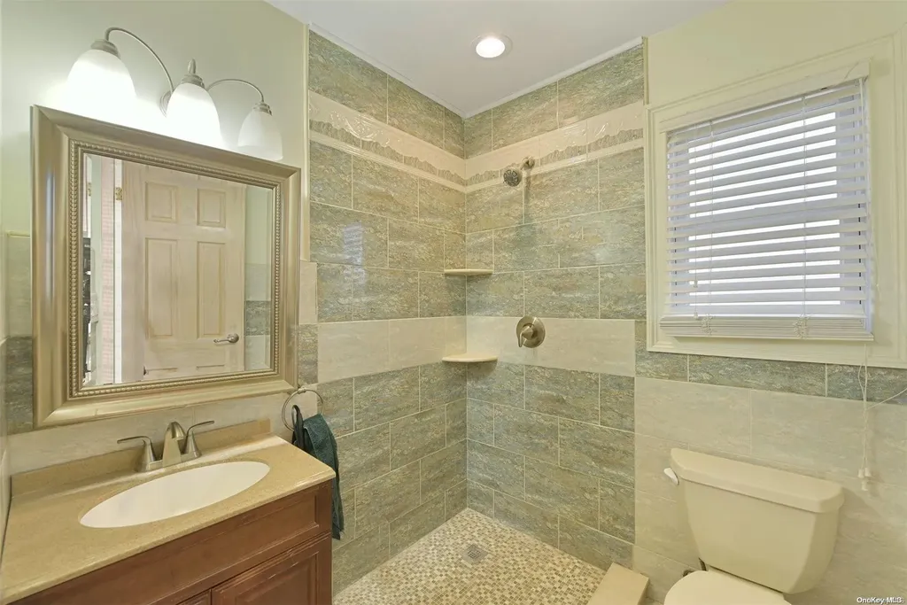 120 Anchorage Drive West Islip NY 11795