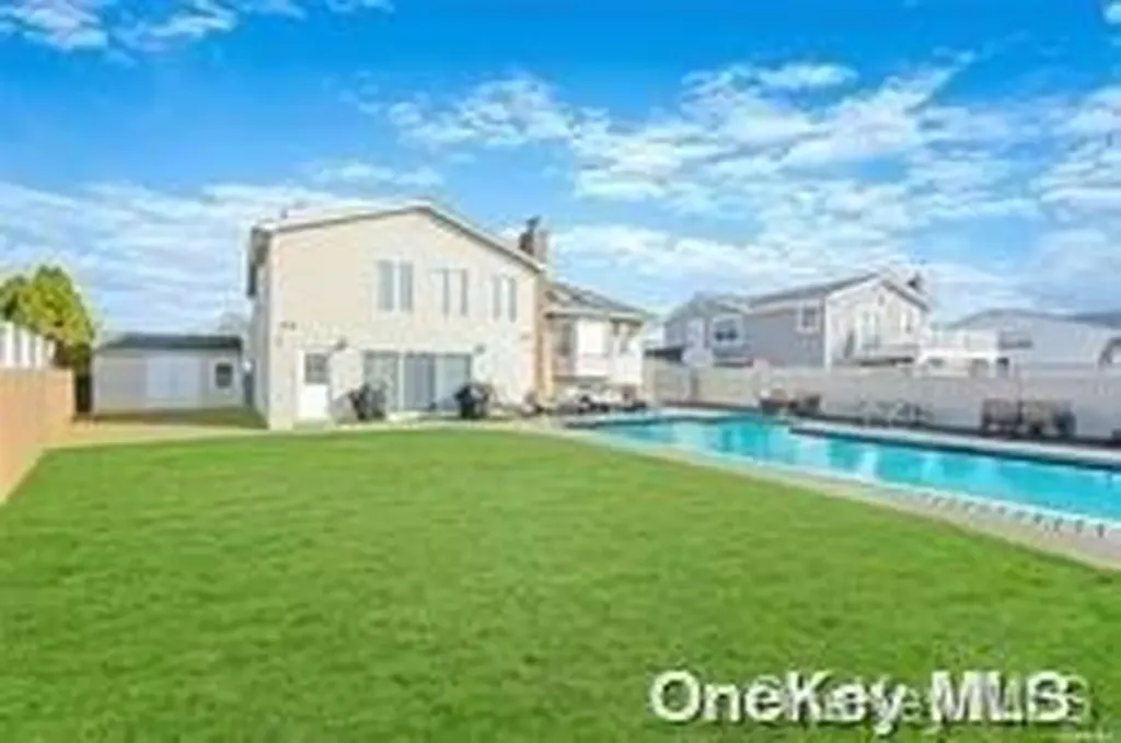 120 Anchorage Drive West Islip NY 11795