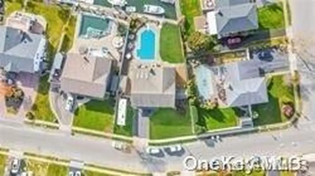 120 Anchorage Drive West Islip NY 11795