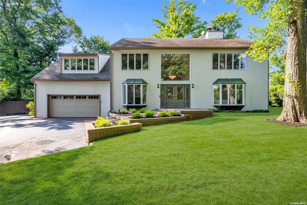 59 Colonial Drive Manhasset NY 11030