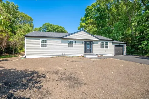 45 N Morris Avenue Farmingville NY 11738